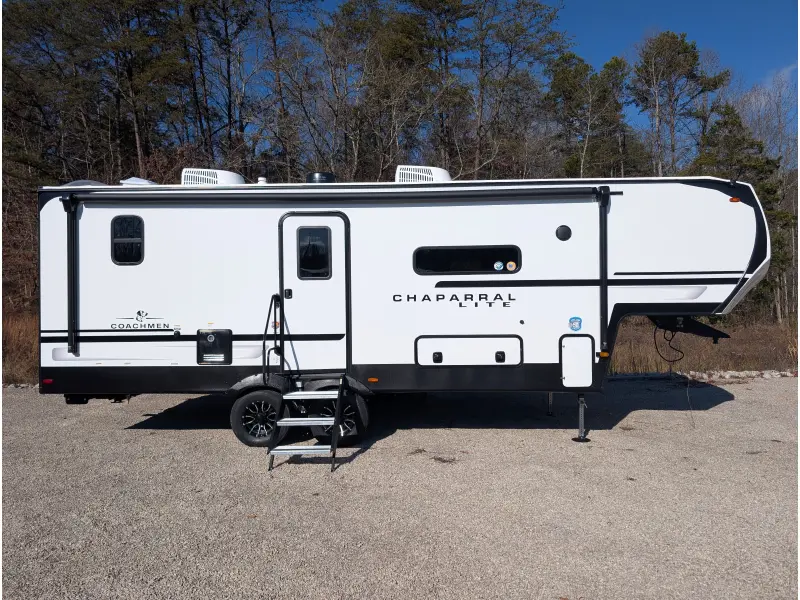 2026 Chaparral by Coachmen 218 Lite
