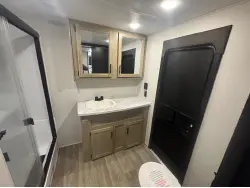 2027 FOREST RIVER CASCADE 39JMC