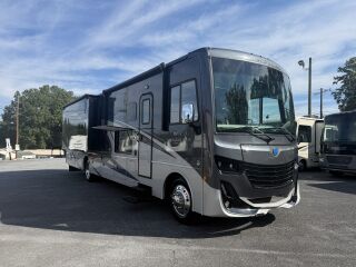 2021 HOLIDAY RAMBLER INVICTA 36DB