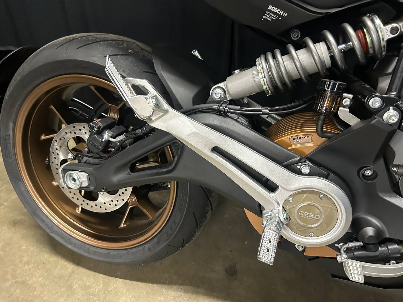 A photo of this 2025 Zero Motorcycles SR/F