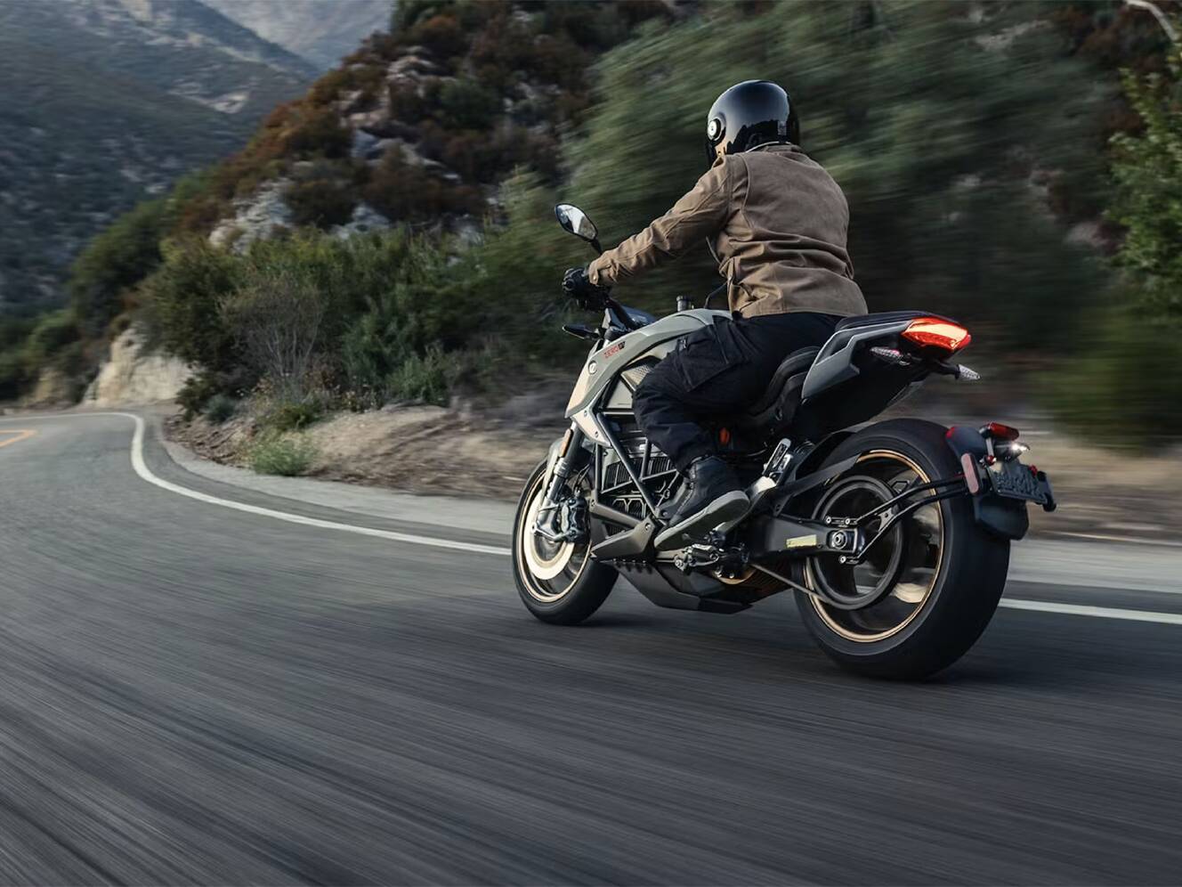 A photo of this 2025 Zero Motorcycles SR/F