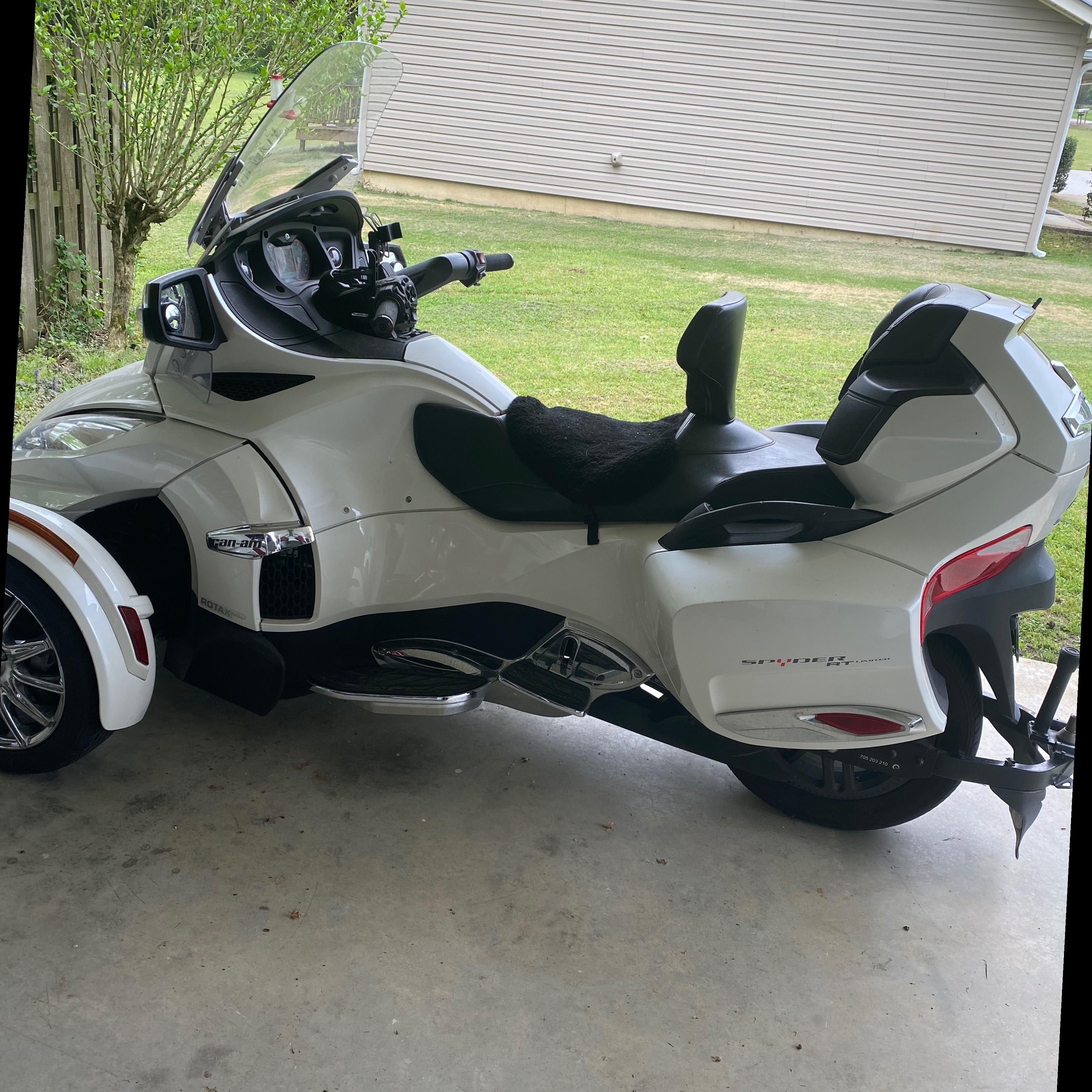 2014 Can-Am SPYDER RT LIMITED LIMITED in Albertville, AL