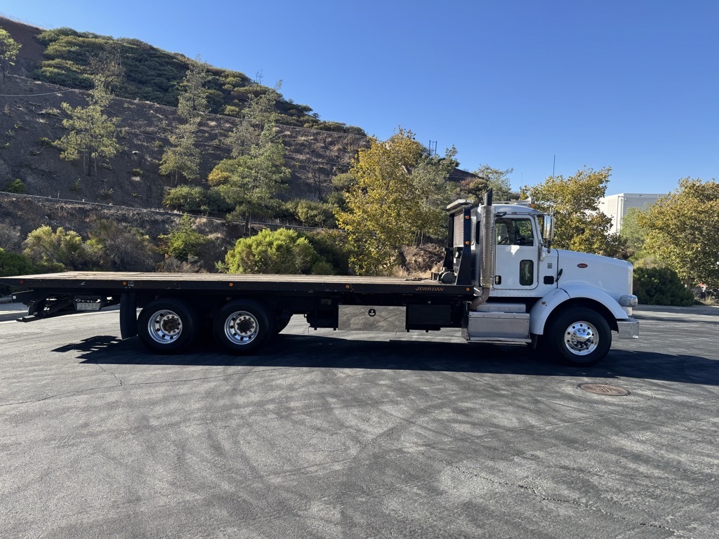 2016 PETERBILT 365 in Temecula, CA
