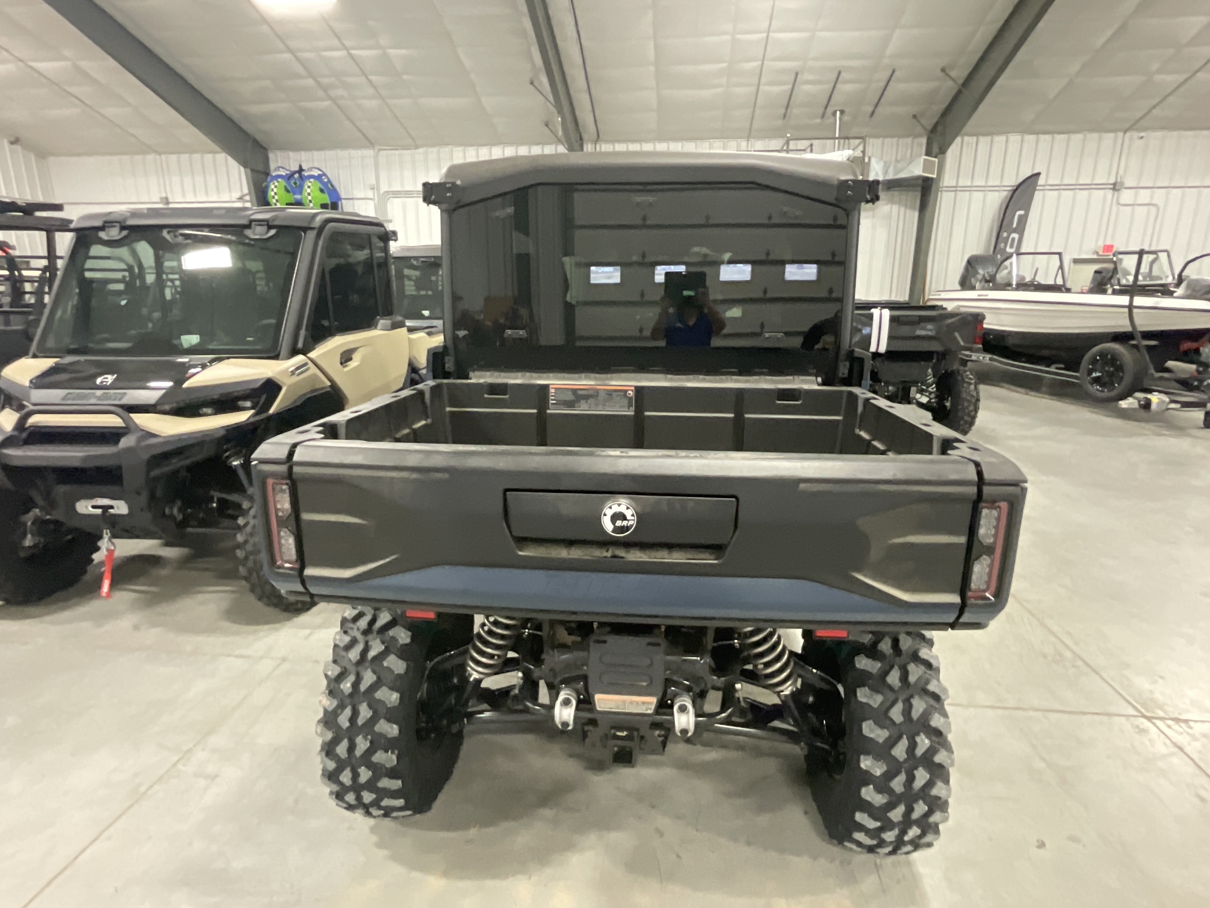 2027 Can-Am Defender MAX Limited HD11 in ogallala NE