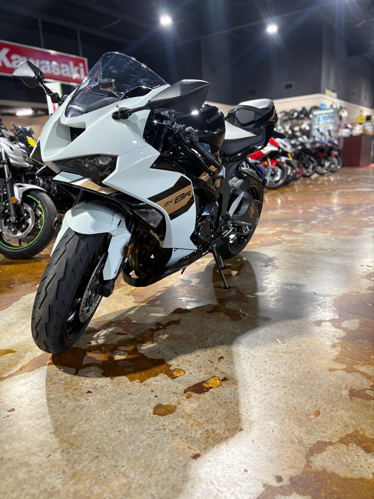 2026 Kawasaki Ninja® ZX™-6R ABS ABS in Cookeville, TN