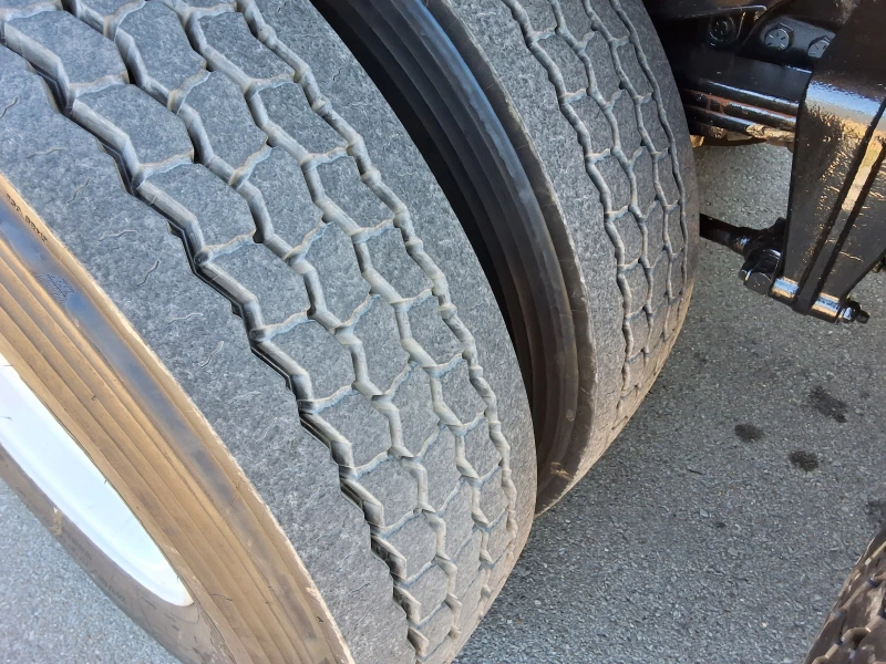 2012 FREIGHTLINER BUSINESS CLASS M2 106