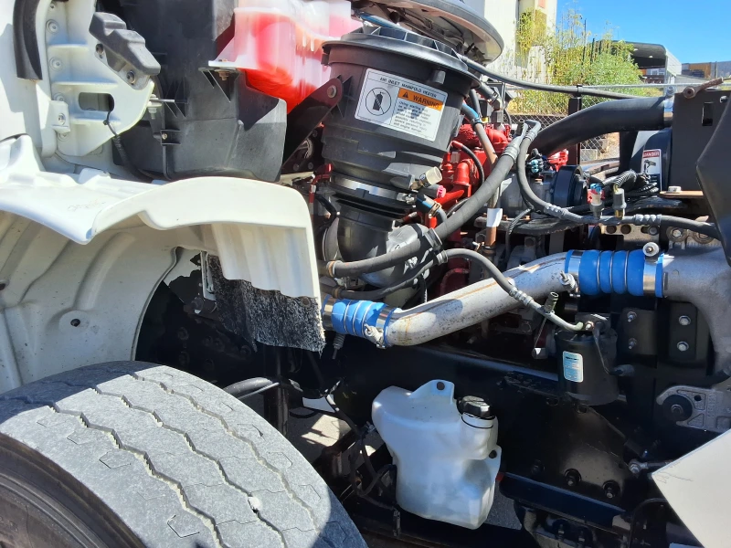 2012 FREIGHTLINER BUSINESS CLASS M2 106