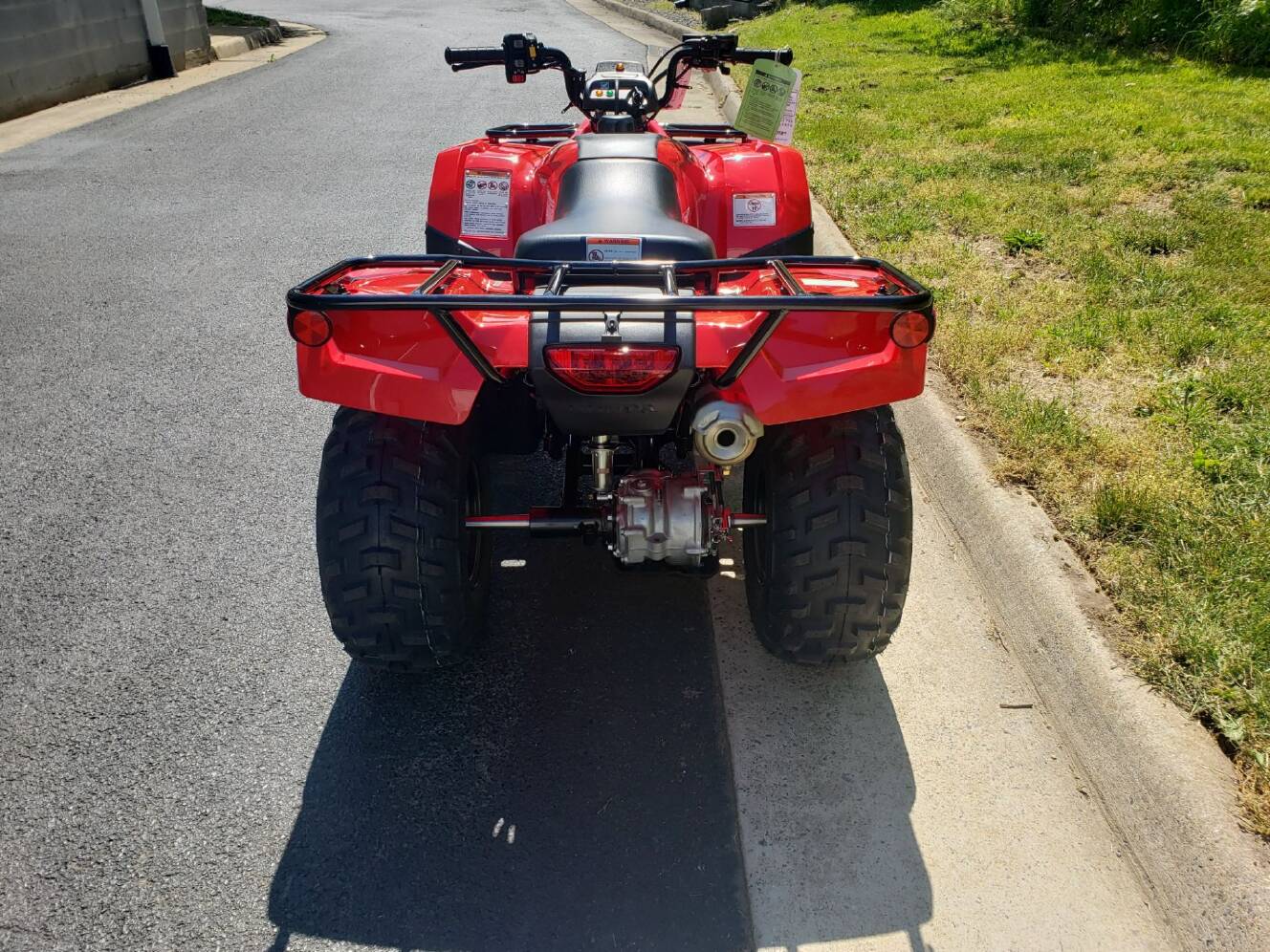 A photo of this 2026 Honda FourTrax Recon ES