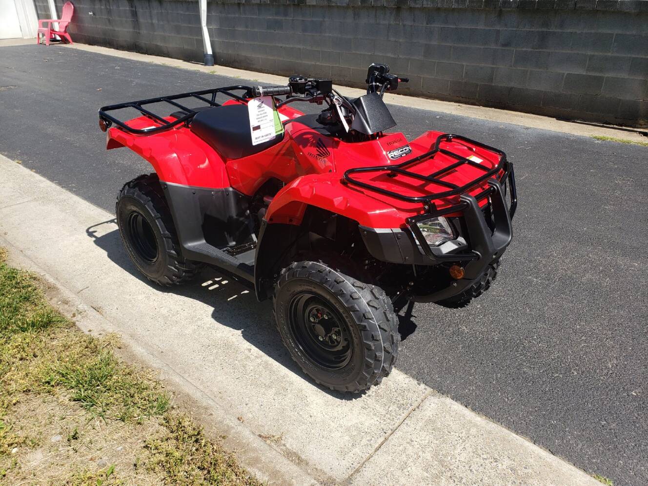 A photo of this 2026 Honda FourTrax Recon ES