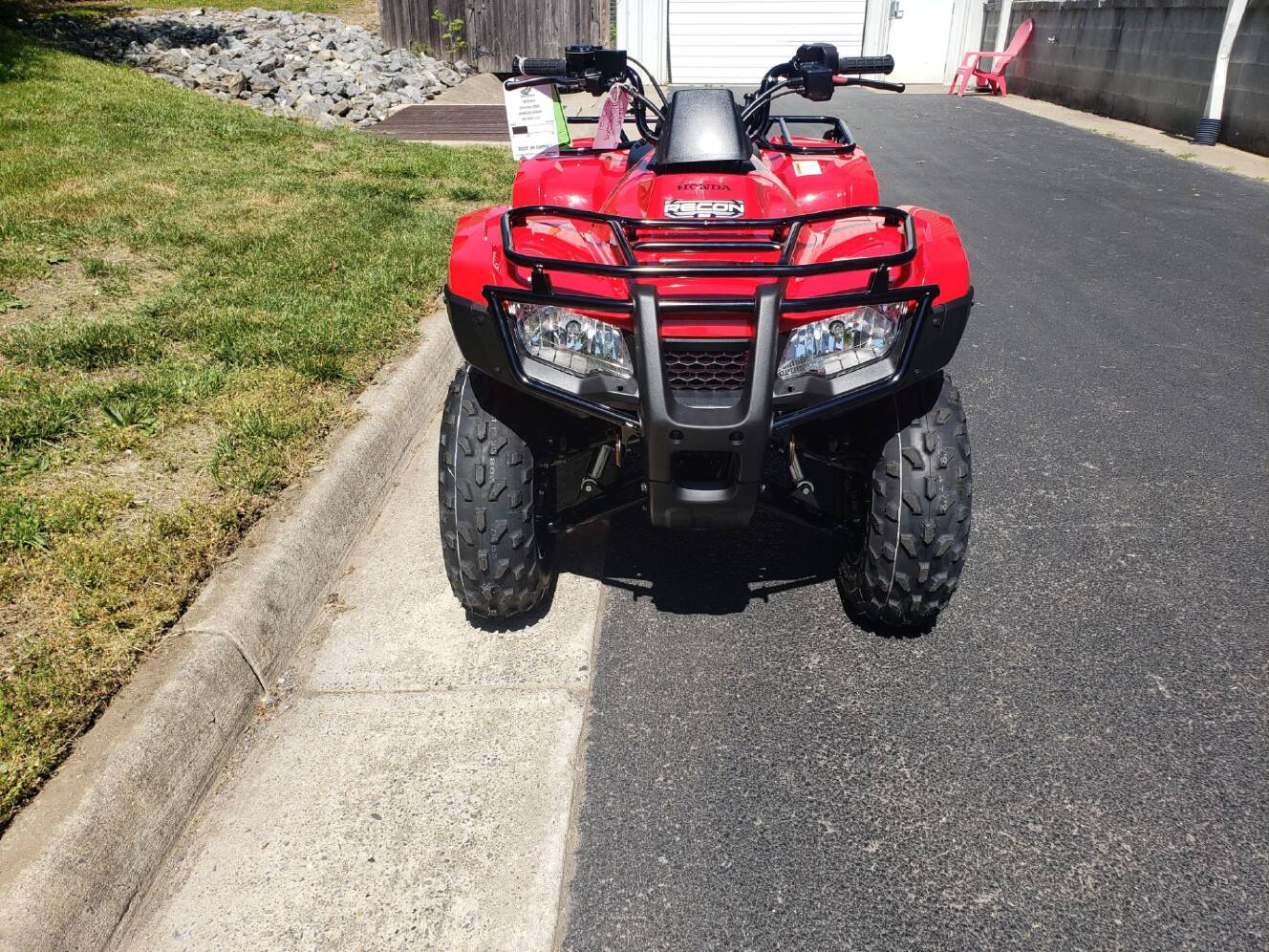 A photo of this 2026 Honda FourTrax Recon ES