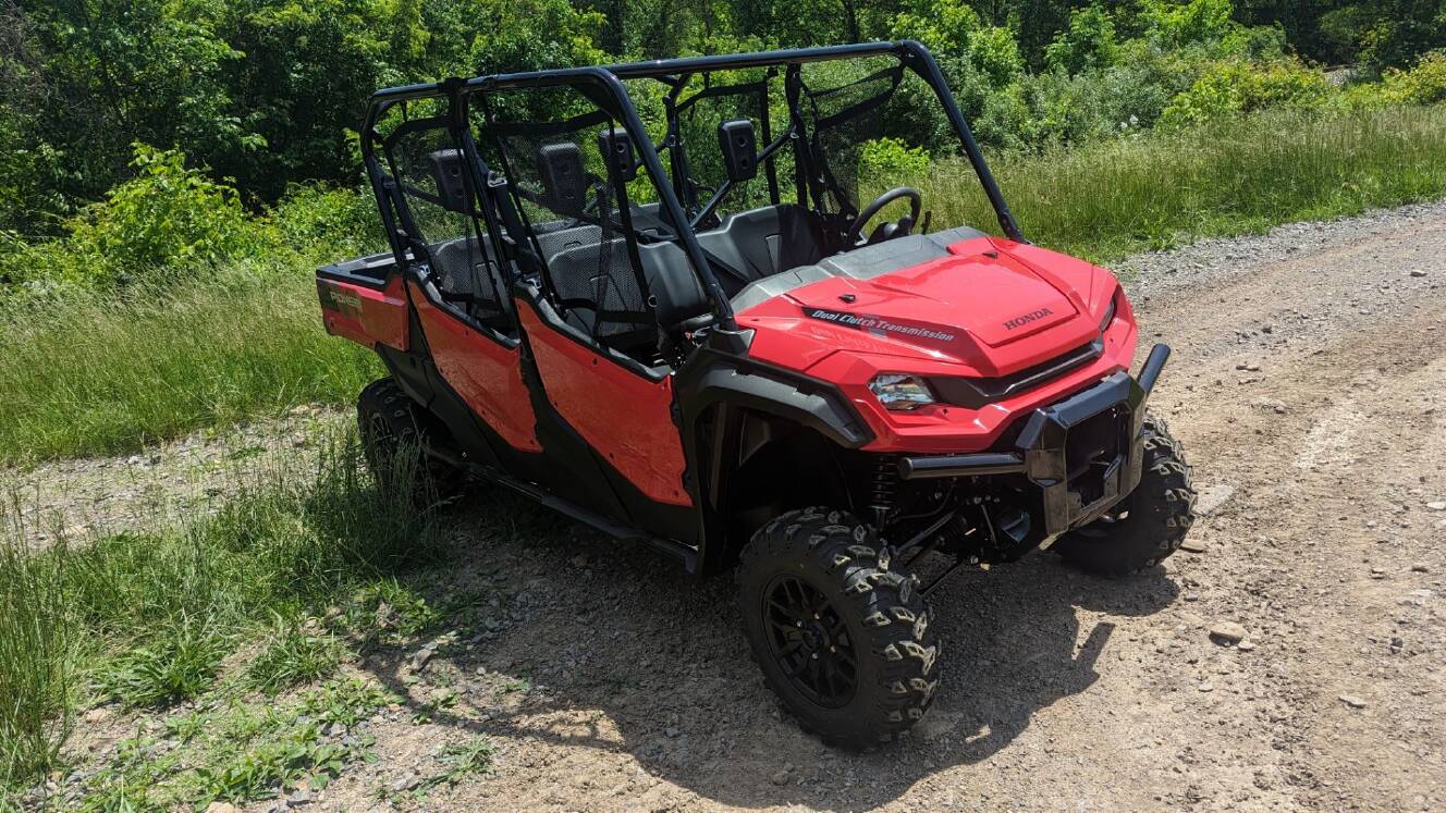 A photo of this 2025 Honda Pioneer 1000-6 Deluxe Crew