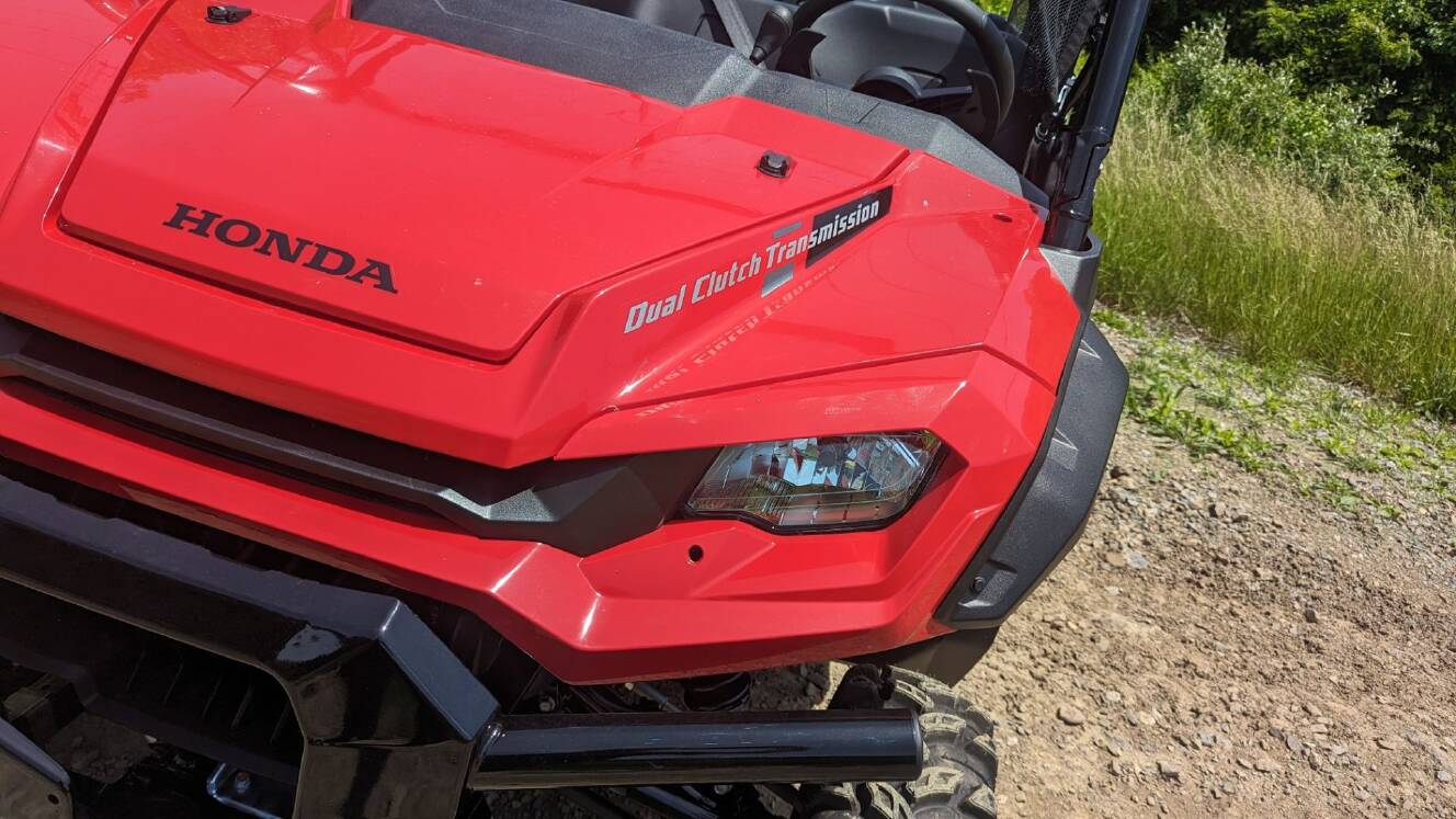 A photo of this 2025 Honda Pioneer 1000-6 Deluxe Crew