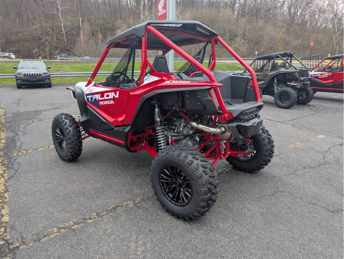 A photo of this 2026 Honda Talon 1000R FOX Live Valve