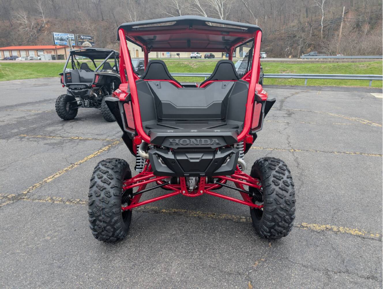 A photo of this 2026 Honda Talon 1000R FOX Live Valve