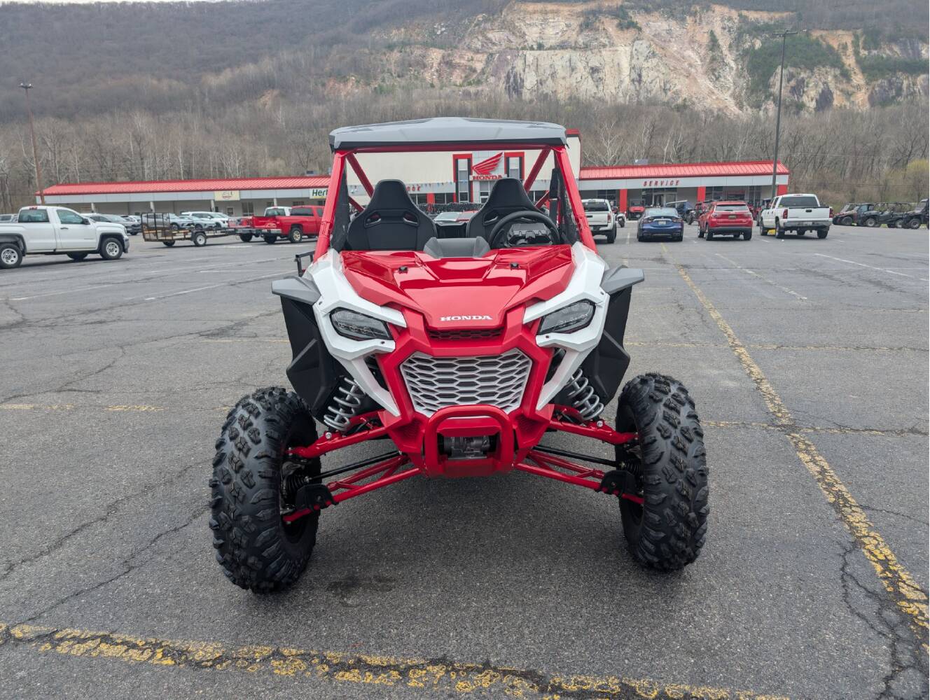 A photo of this 2026 Honda Talon 1000R FOX Live Valve