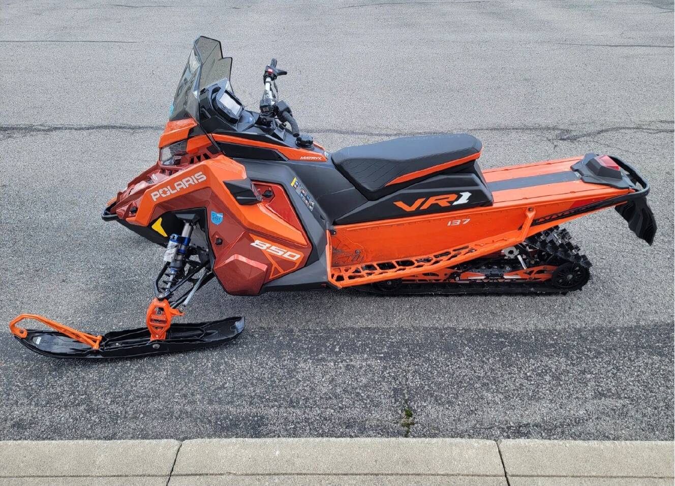 A photo of this 2024 Polaris 850 Indy VR1 137 SC ES