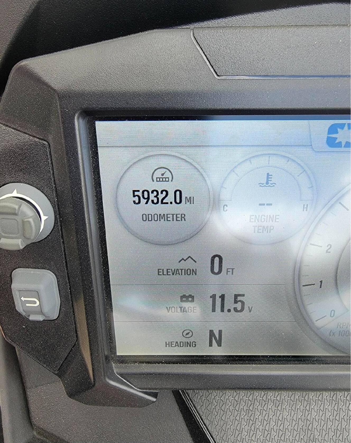 A photo of this 2024 Polaris 850 Indy VR1 137 SC ES