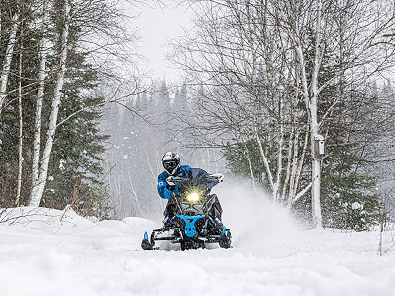 A photo of this 2024 Polaris 850 Indy VR1 137 SC ES