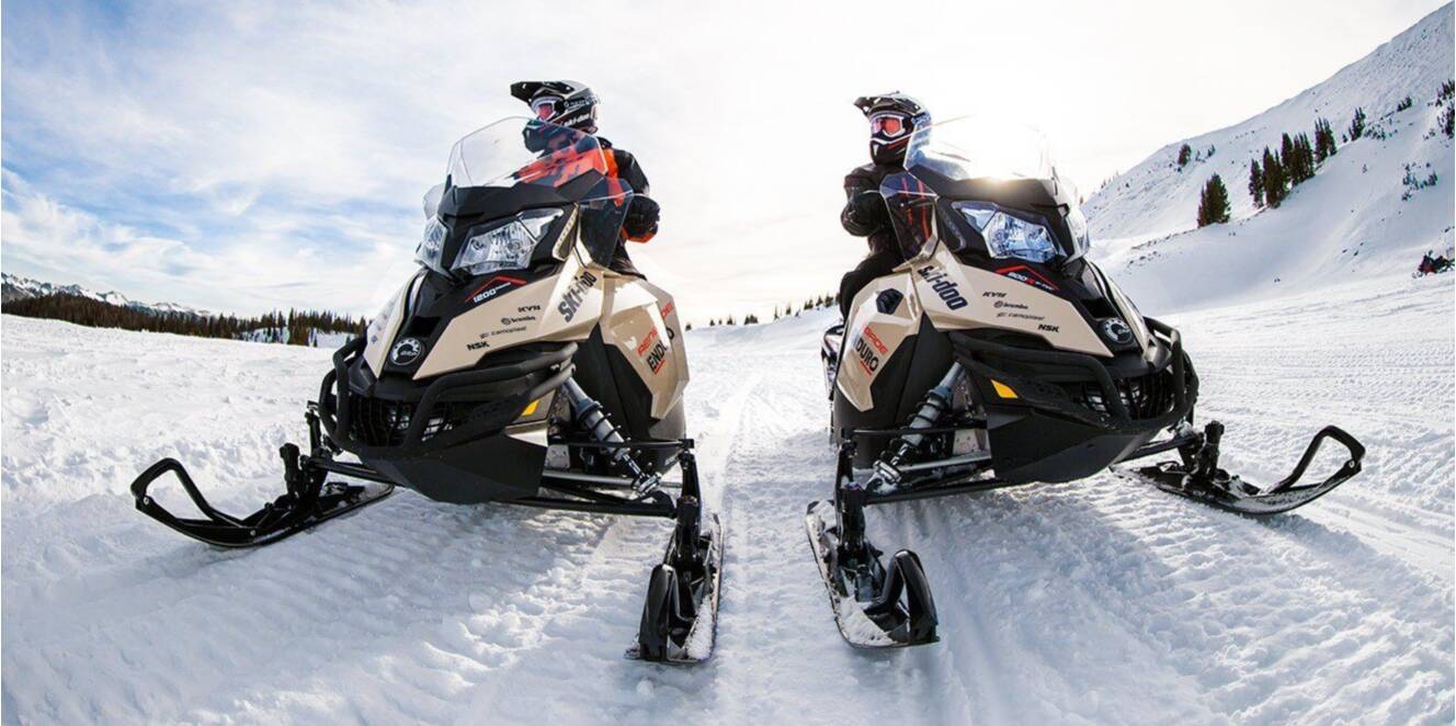 A photo of this 2017 Ski-Doo Renegade Enduro 600 HO E-TEC E.S.