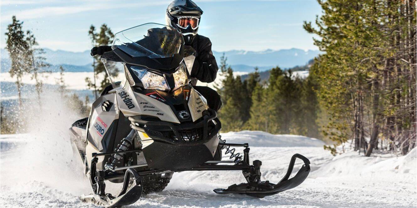 A photo of this 2017 Ski-Doo Renegade Enduro 600 HO E-TEC E.S.
