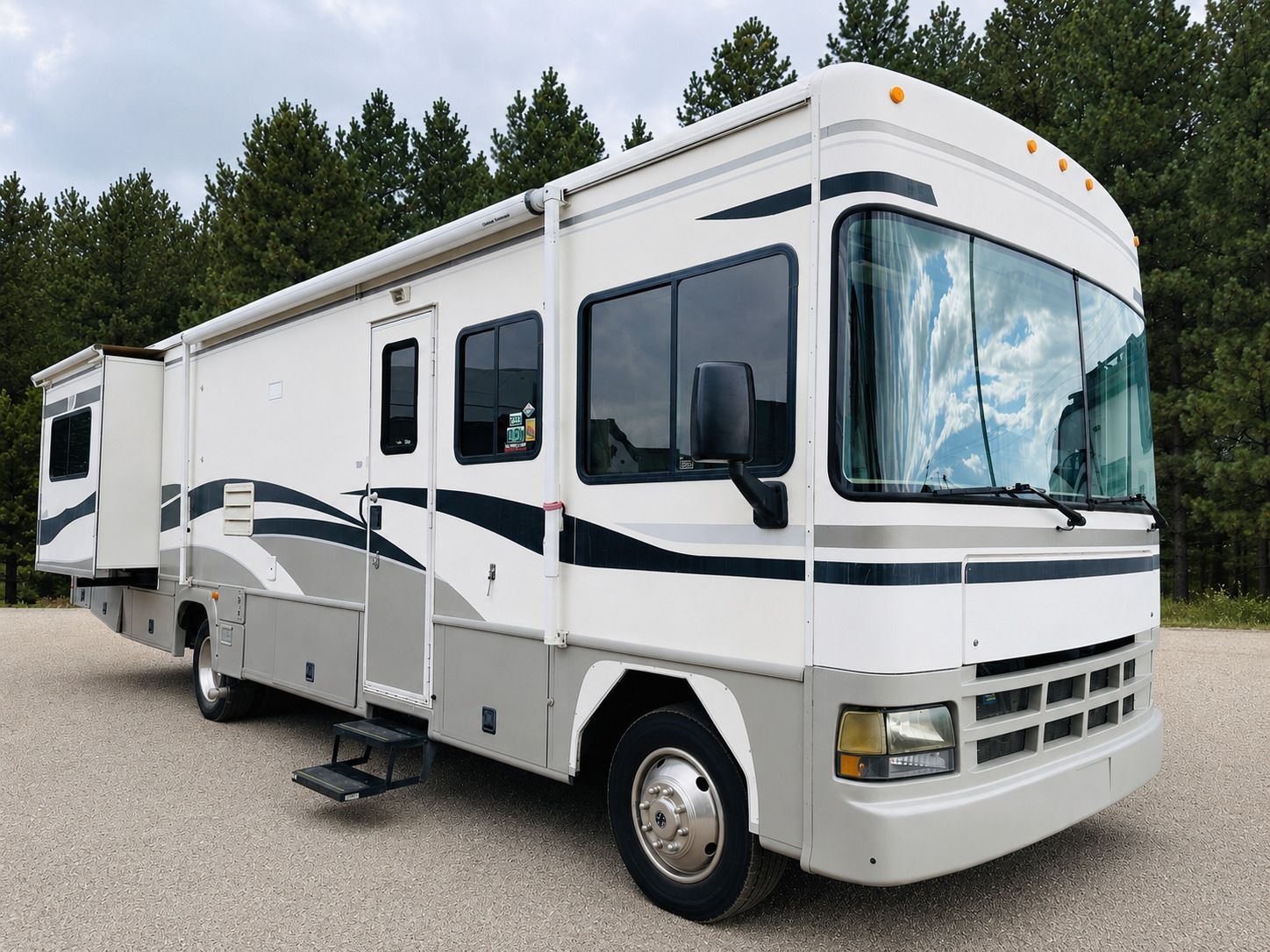 2000 Fleetwood FLAIR 34D in mesa AZ