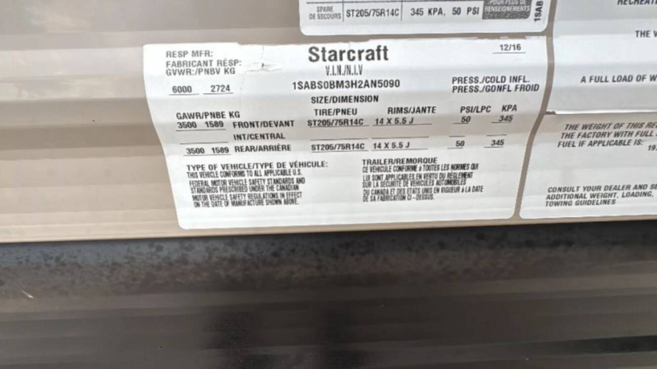 A photo of this 2017 Starcraft AR-ONE MAXX 23FB