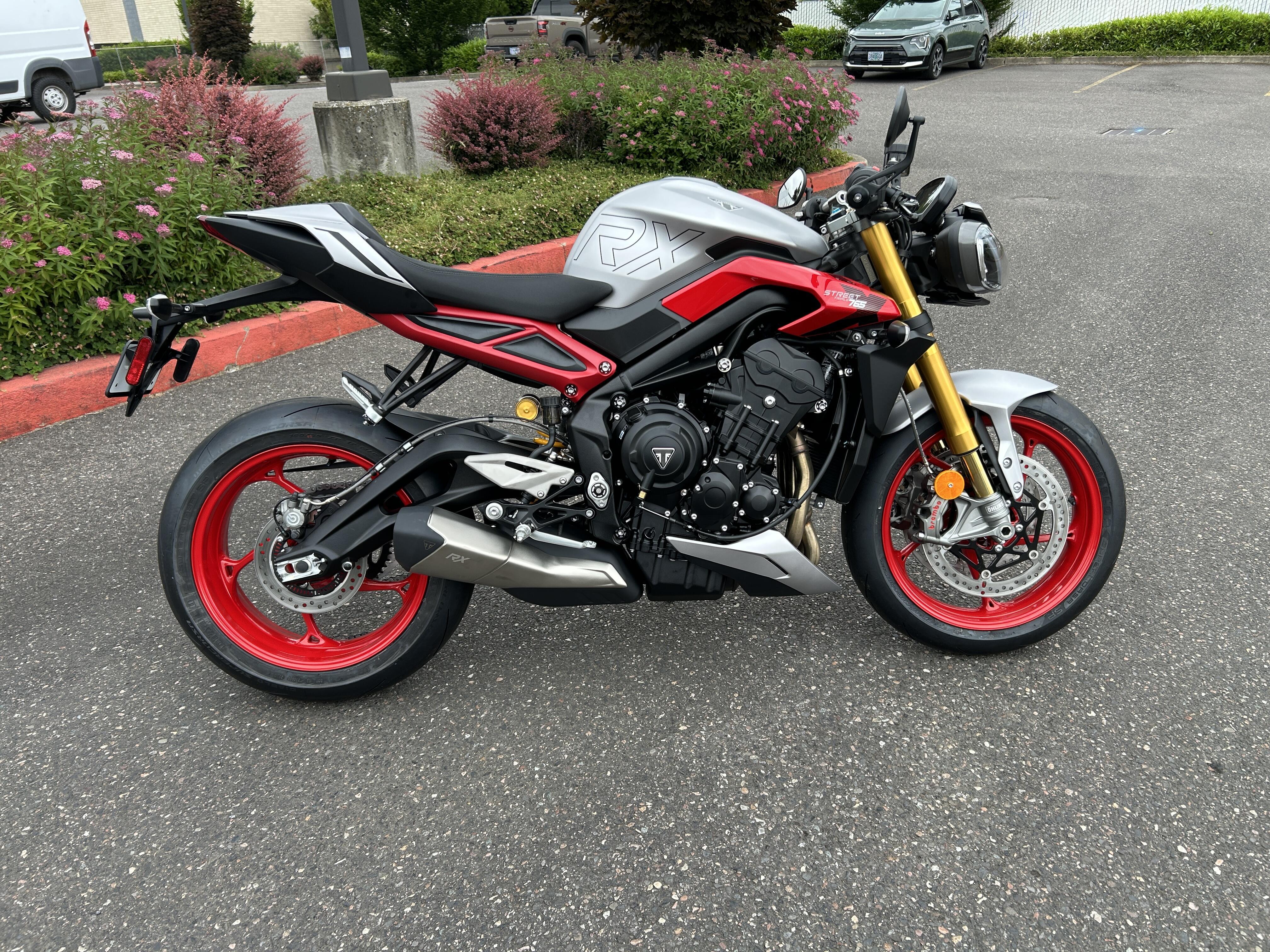 2026 Triumph STREET TRIPLE 765 RX RX in Portland, OR