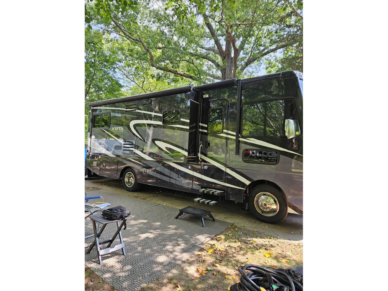 A photo of this 2017 Winnebago Vista LX 27N