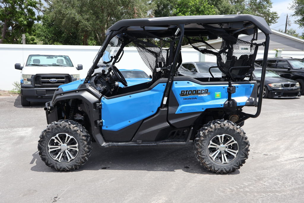2017 Honda Pioneer 1000-5 Deluxe in clearwater FL