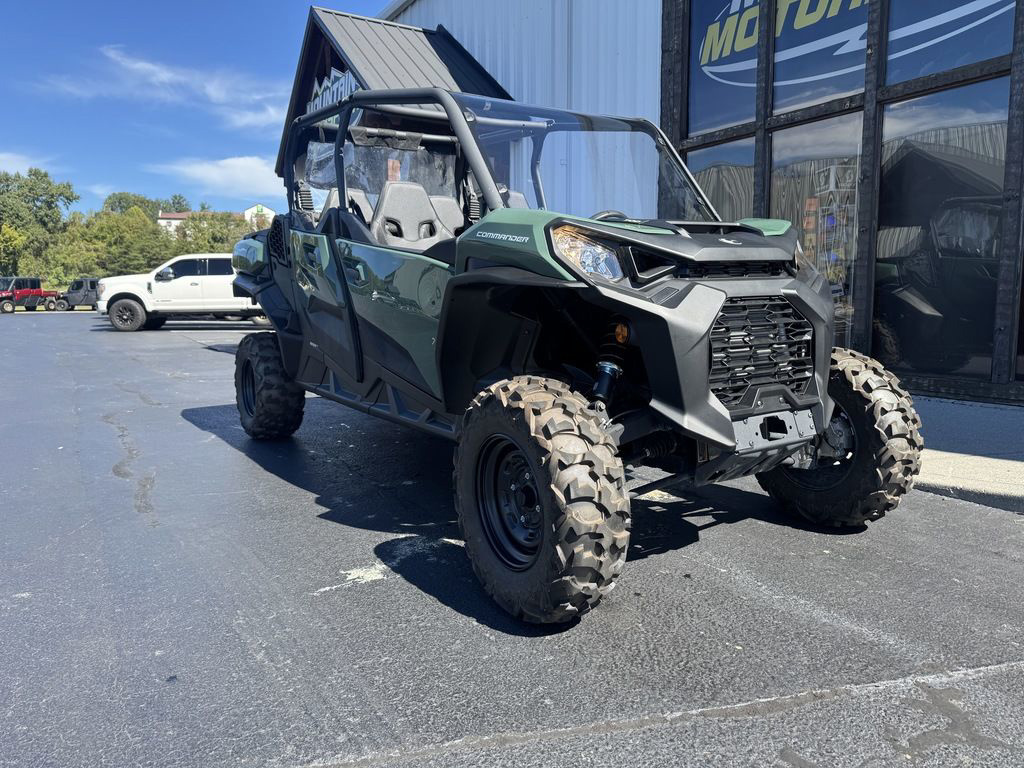 2024 Can-Am Commander MAX DPS 700 in kodak TN