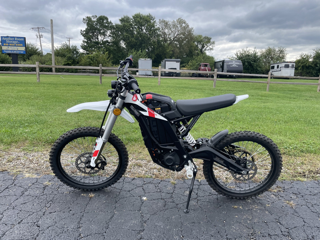 2026 Zero Motorcycles XB WHITE BASE in Marengo, IL