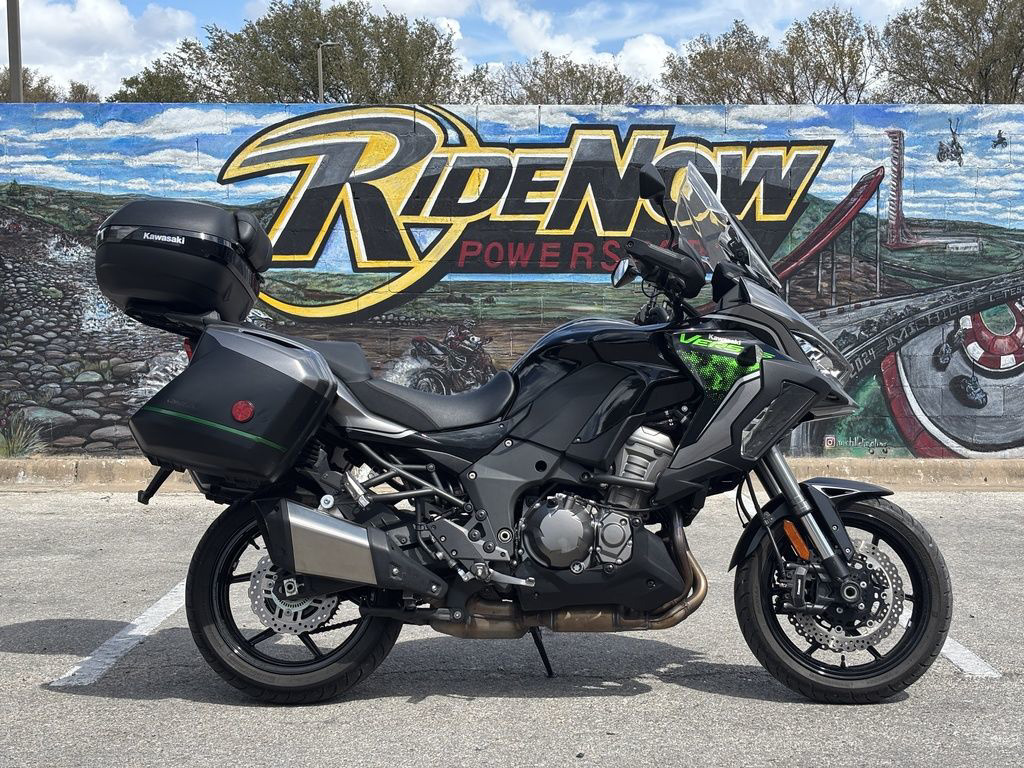 2022 Kawasaki Versys 1000 SE LT+ in austin TX