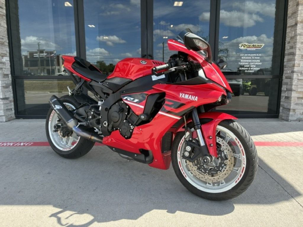 2019 Yamaha YZF R1 R1 in Burleson, TX