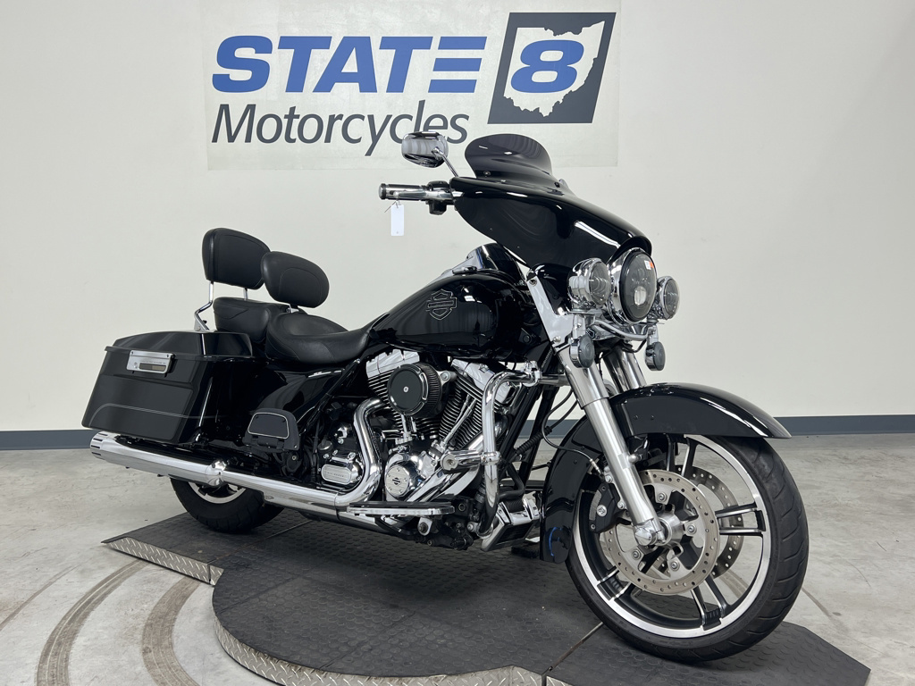 2012 Harley-Davidson ROAD KING (FLHR) FLHR in Peninsula, OH