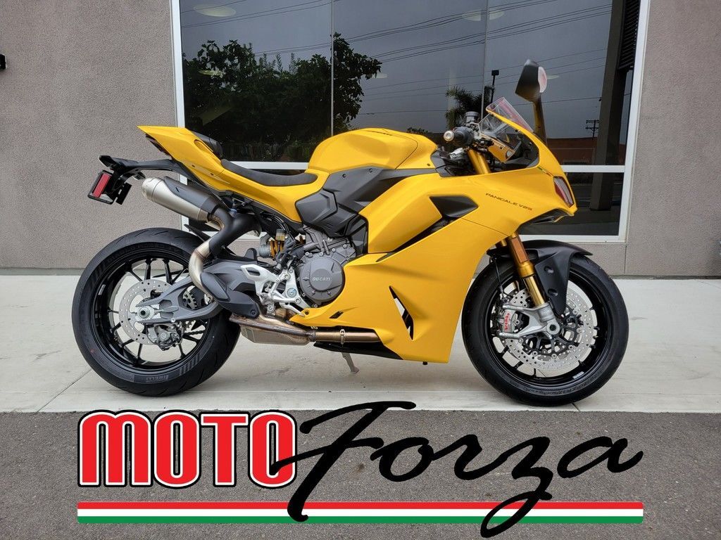 2026 Ducati Panigale V2 S Ducati Yellow V2 S in Escondido, CA