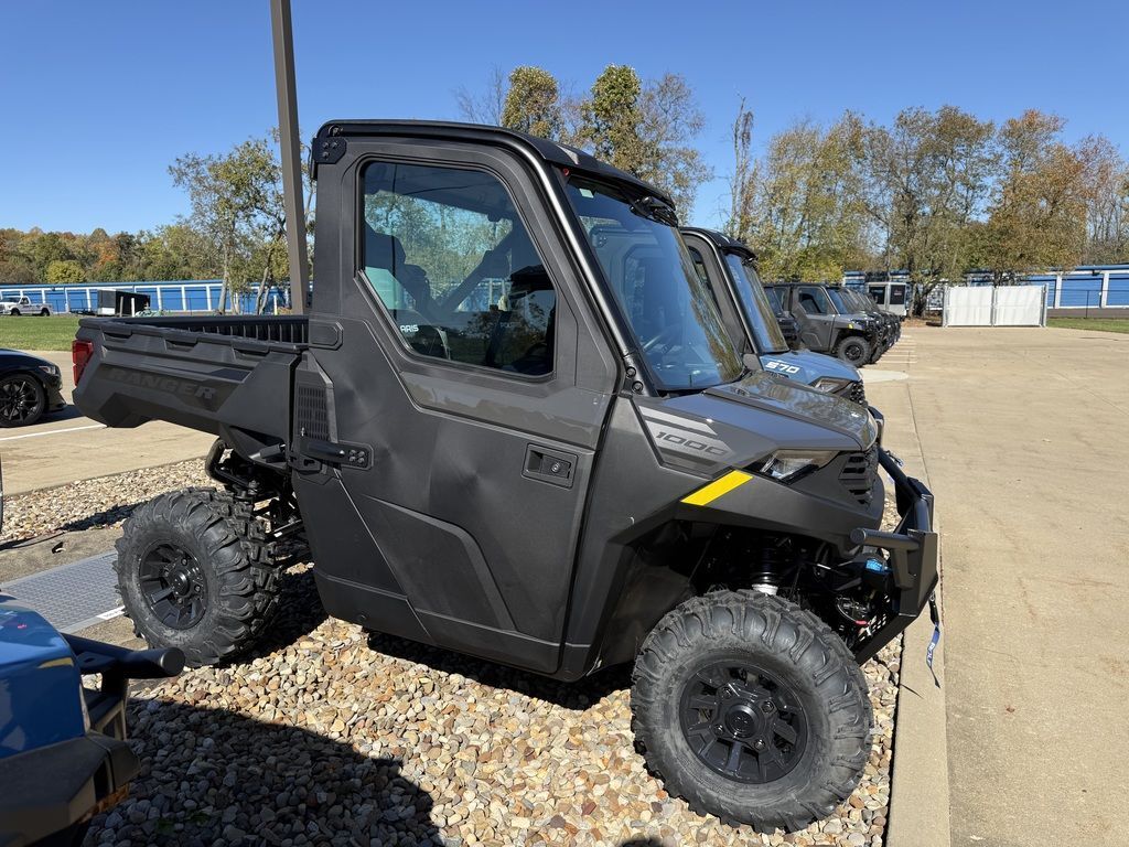 2027 Polaris® Ranger 1000 Cab BASE in north canton OH