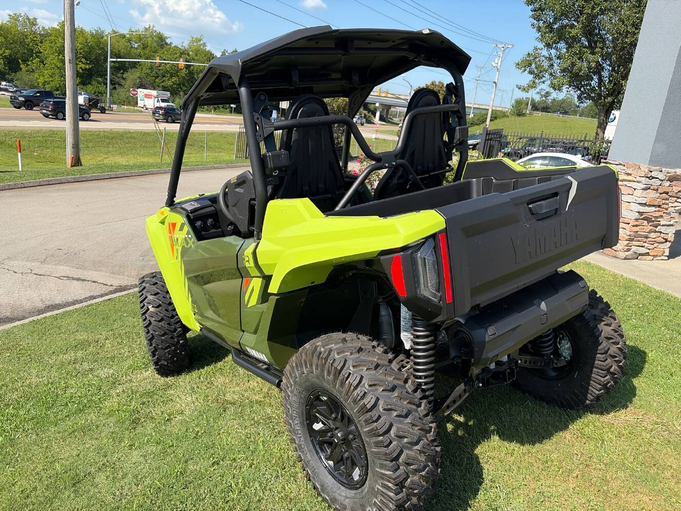 A photo of this 2026 Yamaha Wolverine RMAX2 1000 R-Spec