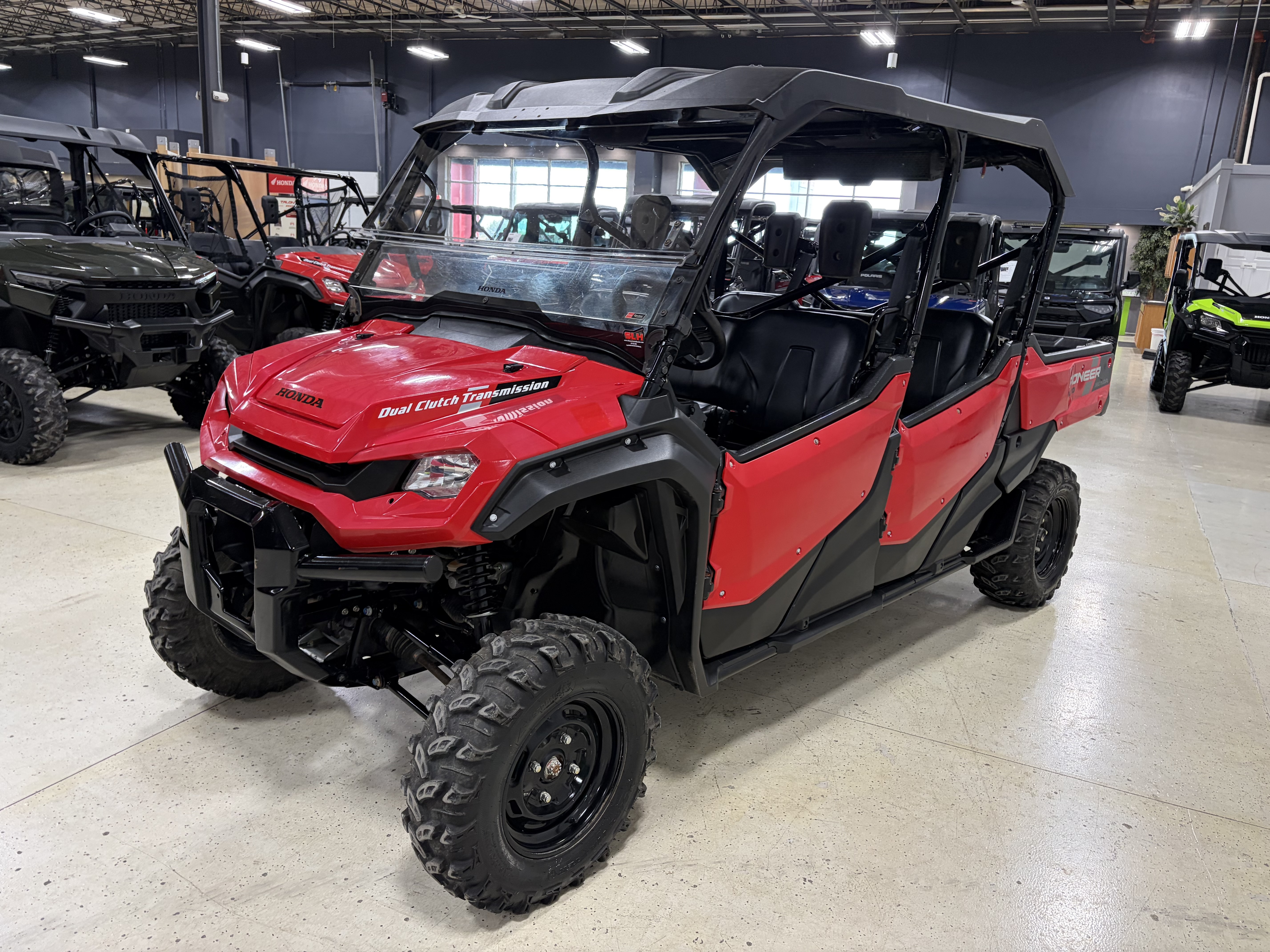 2023 Honda Pioneer 1000-6 Deluxe Crew in storm lake IA