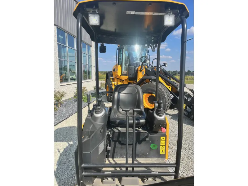 2024 JCB 18Z-1