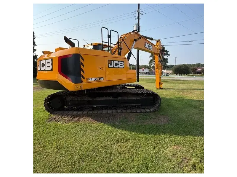 2026 JCB 220X