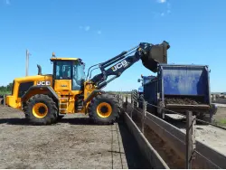 2026 JCB 437