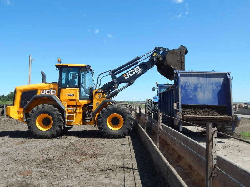 2026 JCB 437