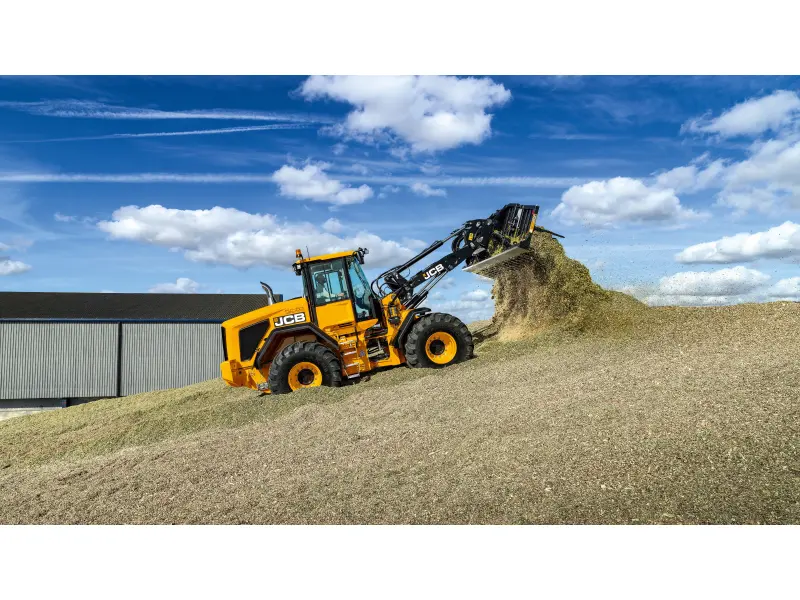 2026 JCB 437