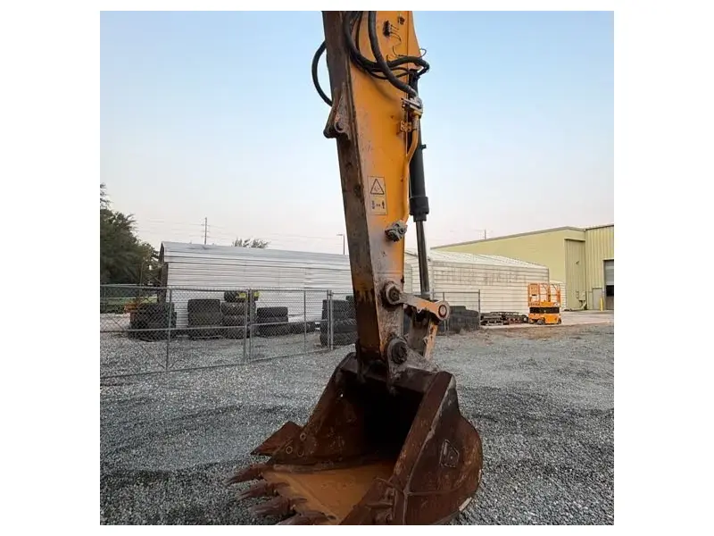 2021 JCB 220X