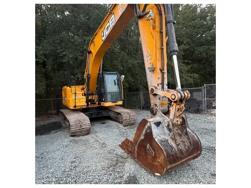 2021 JCB 220X