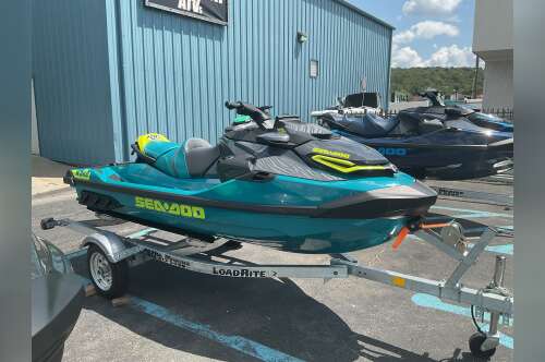 2026 Sea-Doo WAKE PRO 230 TECH PACKAGE in duncansville PA