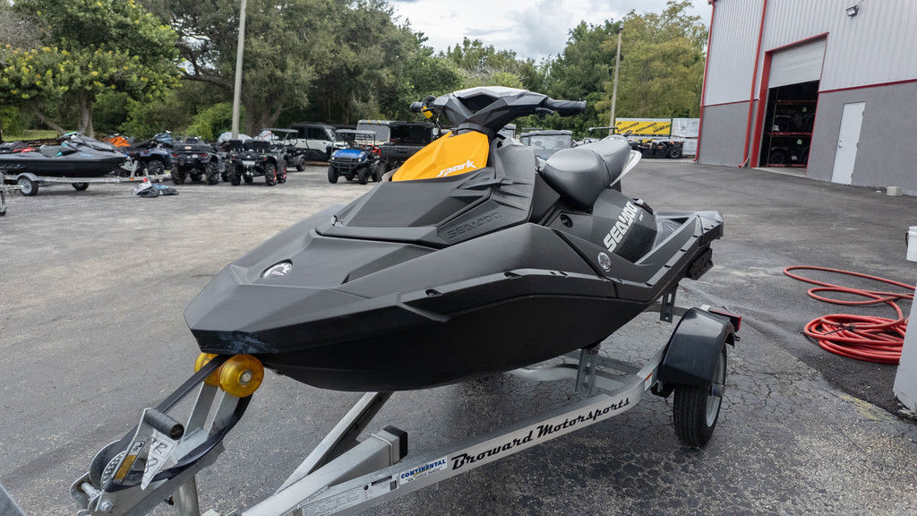 2021 Sea-Doo Spark® 3-up Rotax® 900 ACE IBR & CONV in hobe sound FL