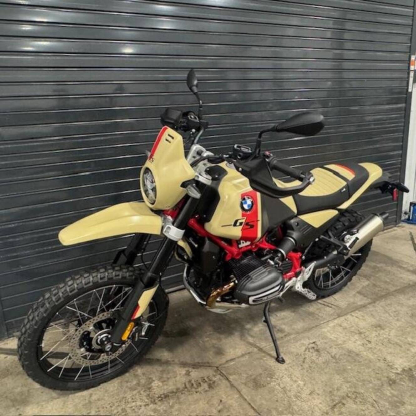 A photo of this 2026 BMW R 12 GS