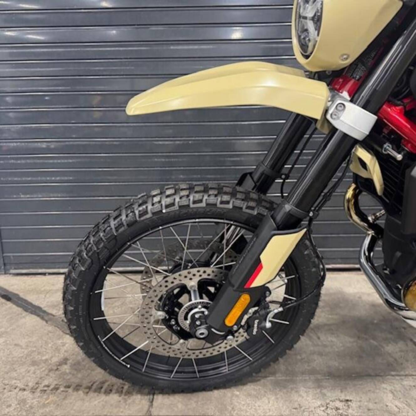 A photo of this 2026 BMW R 12 GS