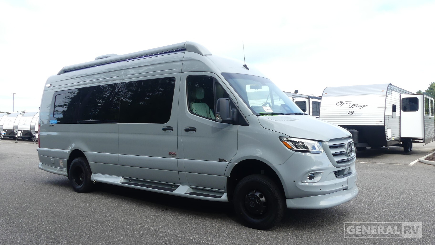 2027 Midwest Automotive Designs PATRIOT MD3 RV